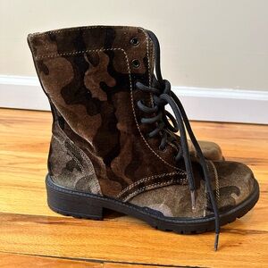 Madden Girl Brown Camo Combat Boots Sz 8.5